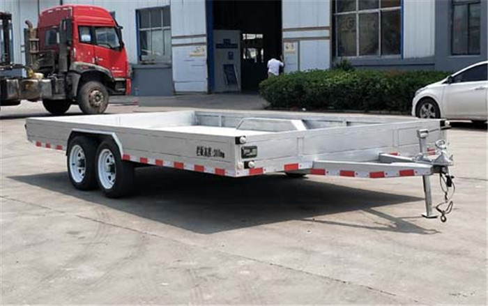 中置軸小拖車